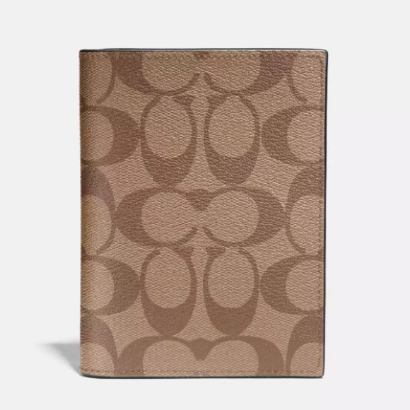 Coach Passport Case - Picture 1 of 3
